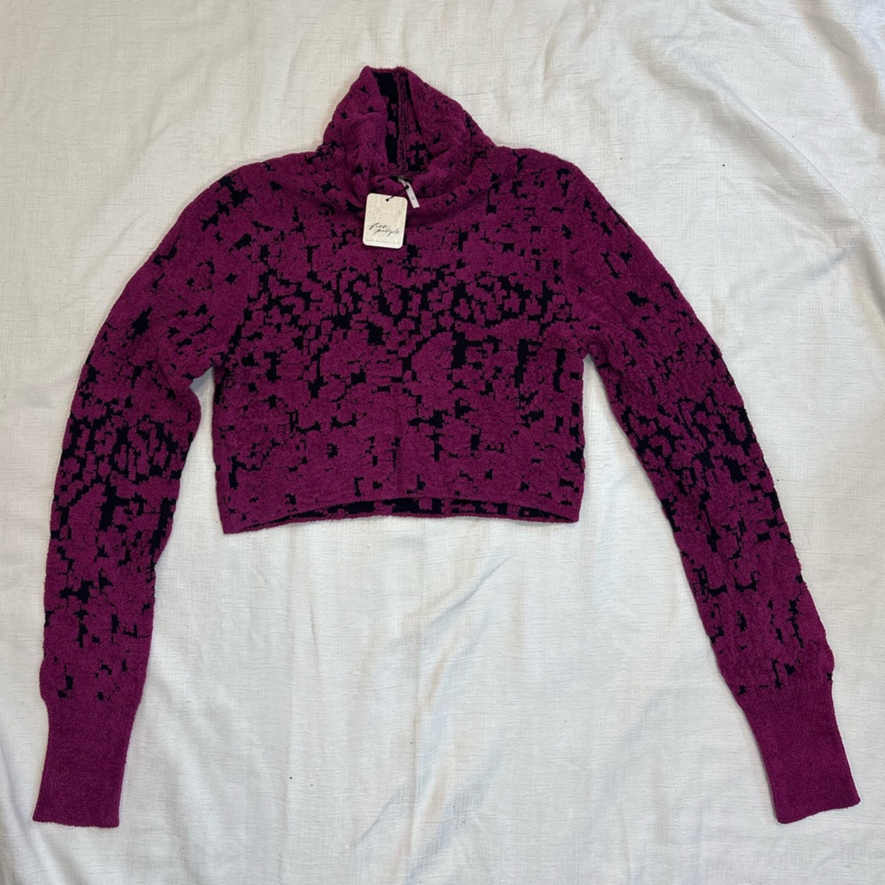 NWT Free People Textured Knit Crop Sweater | Plum Purple & Black | Size L - Picture 1 of 7